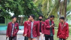 Belajar dari Buaian hingga Liang Lahat